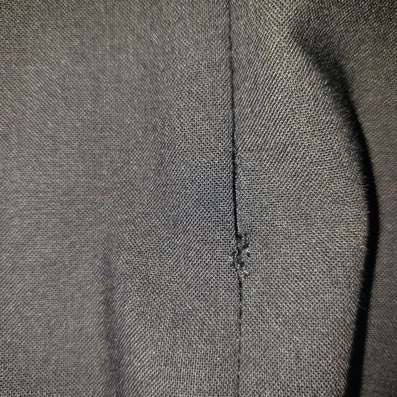 Le Chateau Black Stretch Pencil Skirt  Midi Length Belted Accent- Size 3/4 - Picture 9 of 11